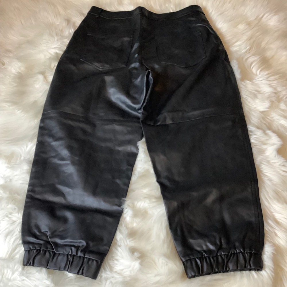 ZARA Women's Barrell Black Faux Leather Jogger Pants Elastic Waist Cropped Ankle